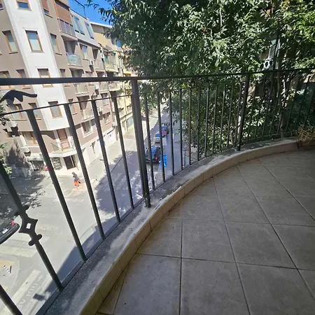 Acrux 12 Apartment *